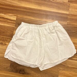 DISSH MAXIE WHITE COTTON SCOOP SHORT